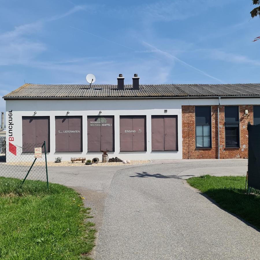 Hotel Louise'S Camper Neusiedl an der Zaya Zewnętrze zdjęcie
